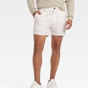 Goodfellow Men's Cream Flat Front 5” The Every Where Shorts